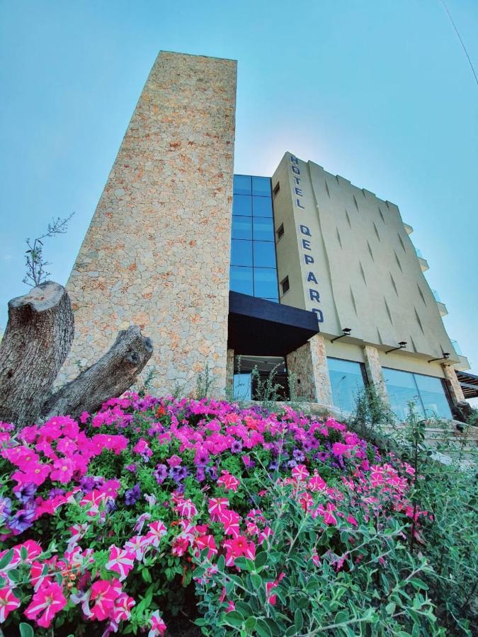 Hotel Qeparo Exterior photo